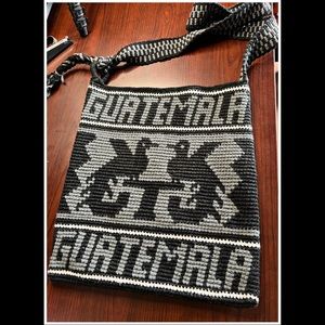 Embroidered Handmade Guatemalan Crossbody purse NWOT